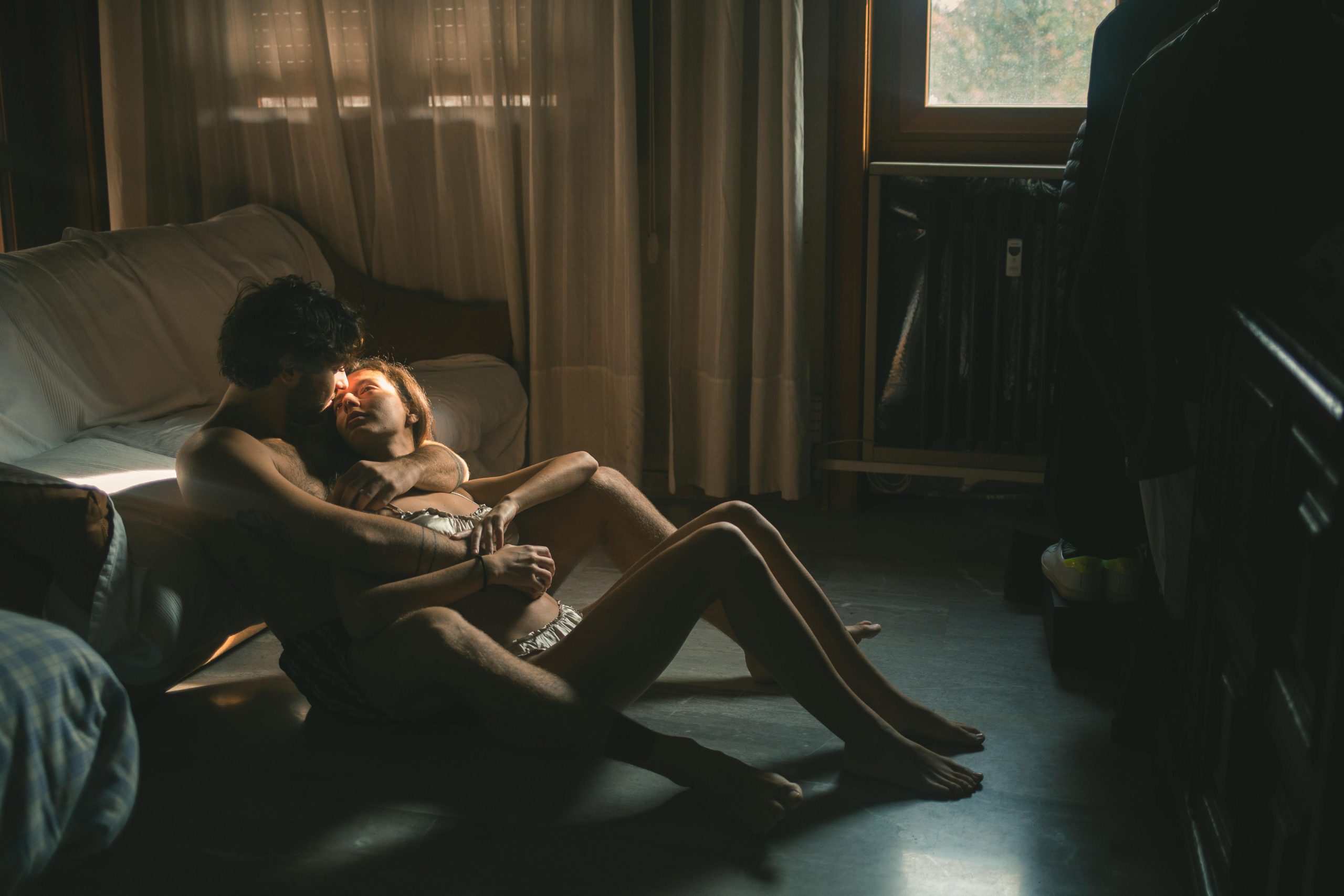 Embracing Vulnerability: Key to Building Healthy Relationships